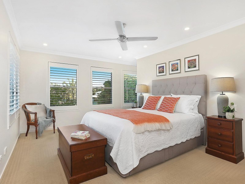 15 Cocos Court, Kawana Island QLD 4575