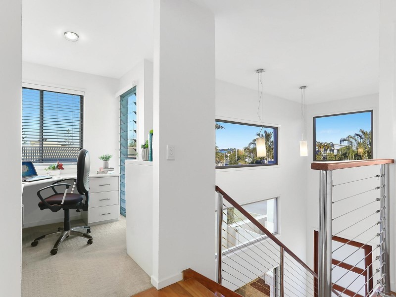 15 Cocos Court, Kawana Island QLD 4575