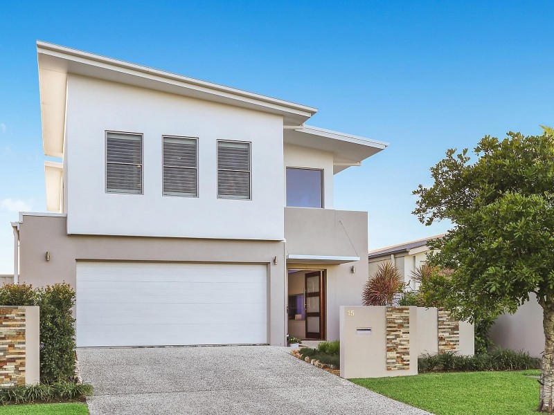 15 Cocos Court, Kawana Island QLD 4575