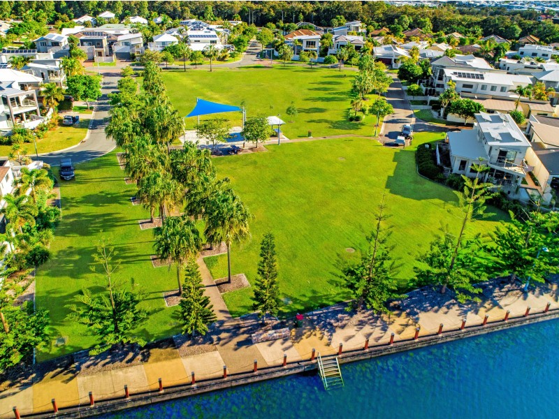 15 Cocos Court, Kawana Island QLD 4575