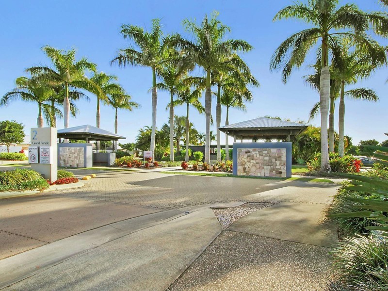 127/2 Grand Parade, Kawana Island QLD 4575