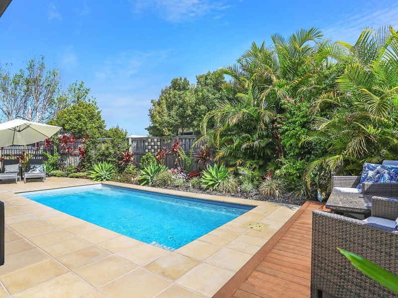14 Headland Drive, Birtinya QLD 4575