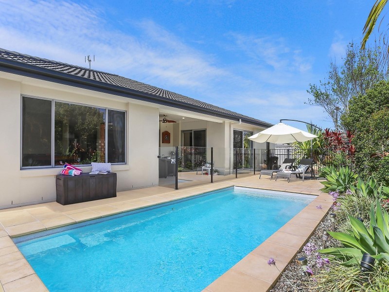 14 Headland Drive, Birtinya QLD 4575