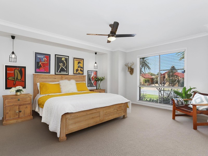 10 Saint Pauls Avenue, Pelican Waters QLD 4551