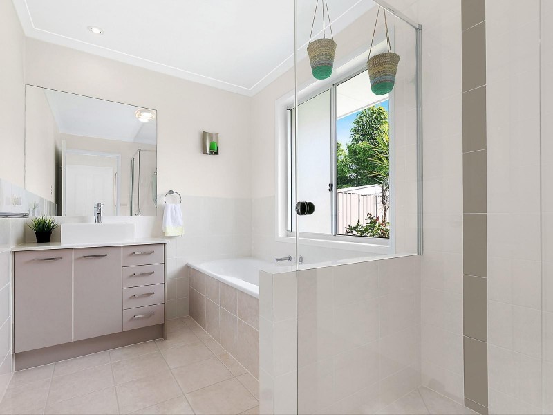 44 Sovereign Circuit, Pelican Waters QLD 4551