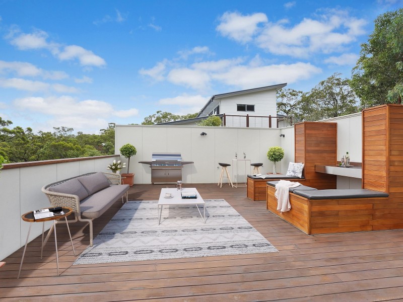 80 Sugar Bag Road, Little Mountain QLD 4551