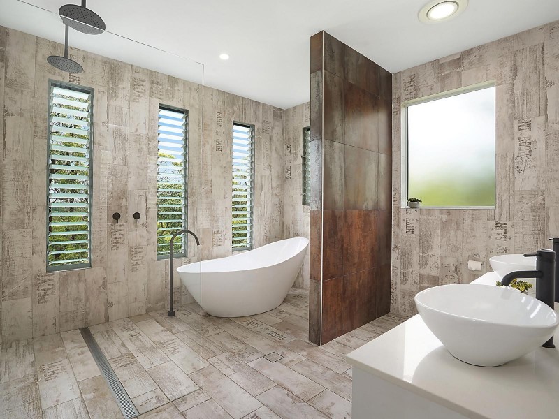 80 Sugar Bag Road, Little Mountain QLD 4551