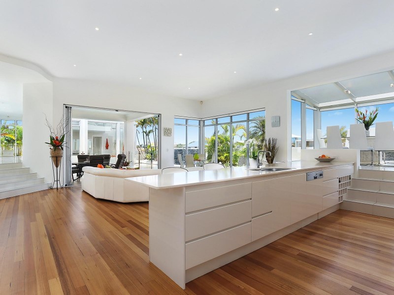 2 Hartley Crescent, Pelican Waters QLD 4551
