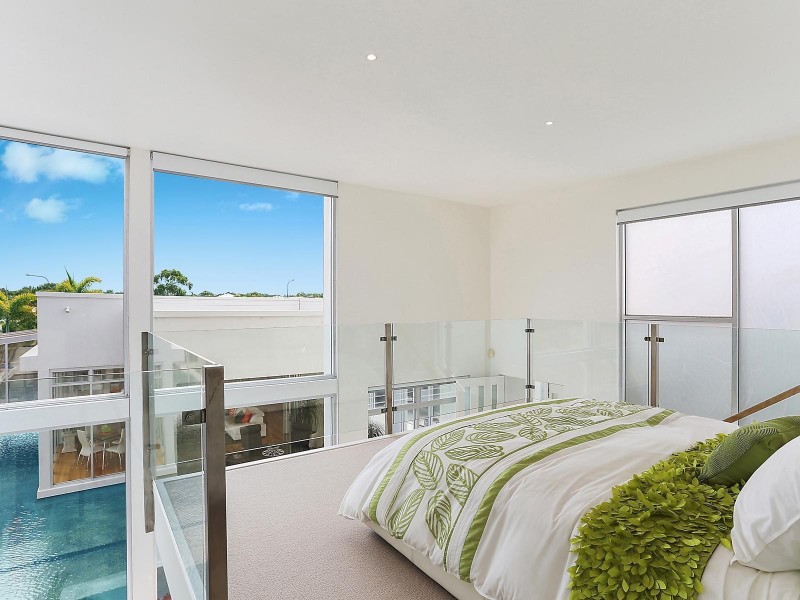 2 Hartley Crescent, Pelican Waters QLD 4551