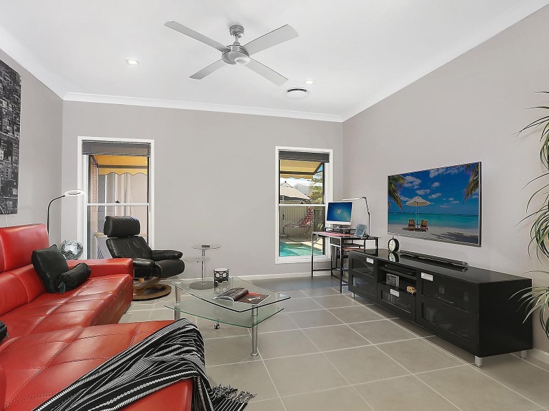 15 Echo Street, Pelican Waters QLD 4551