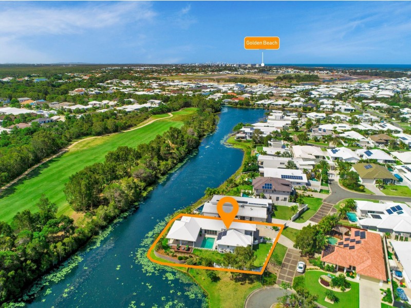12 Stephen Burton Way, Pelican Waters QLD 4551
