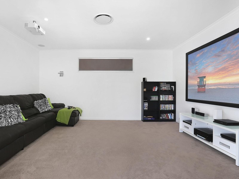 12 Stephen Burton Way, Pelican Waters QLD 4551