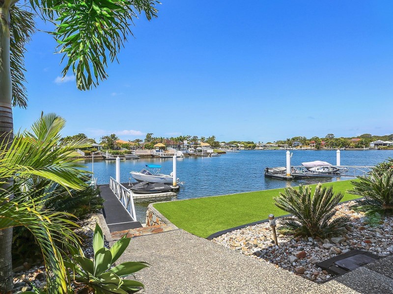 5 Tripcony Court, Pelican Waters QLD 4551