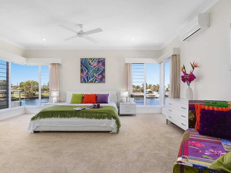 5 Tripcony Court, Pelican Waters QLD 4551