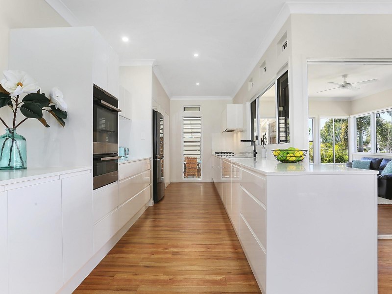 5 Tripcony Court, Pelican Waters QLD 4551