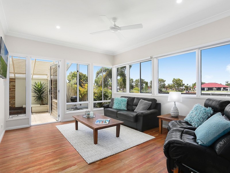 5 Tripcony Court, Pelican Waters QLD 4551