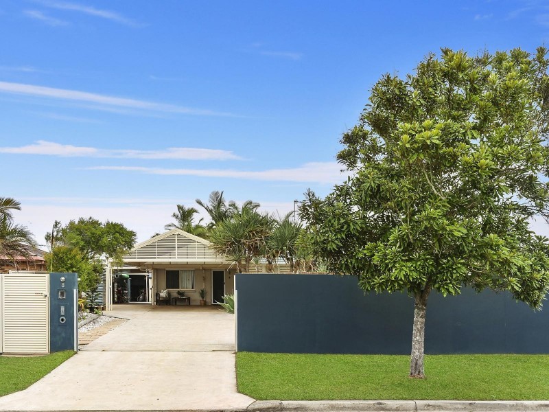 8 Regatta Boulevard, Wurtulla QLD 4575