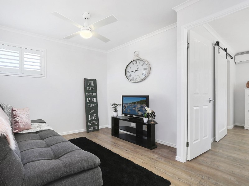 15 Maldives Place, Kawana Island QLD 4575