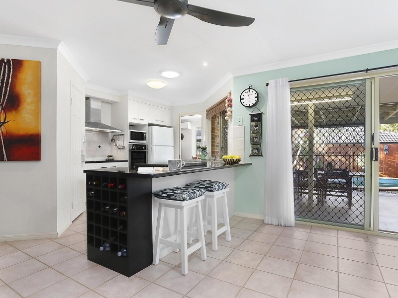 11 Highclare Court, Little Mountain QLD 4551