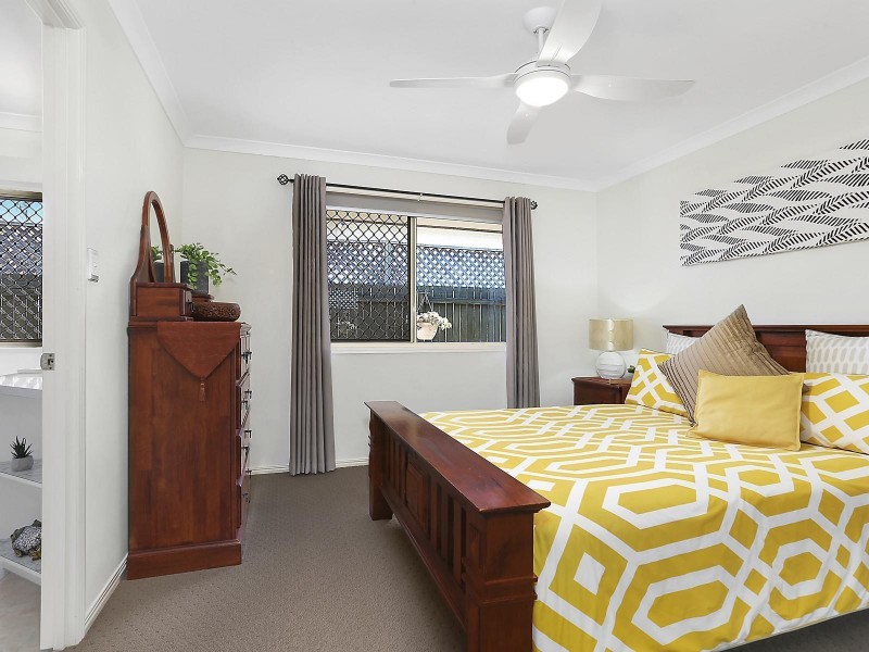 11 Highclare Court, Little Mountain QLD 4551