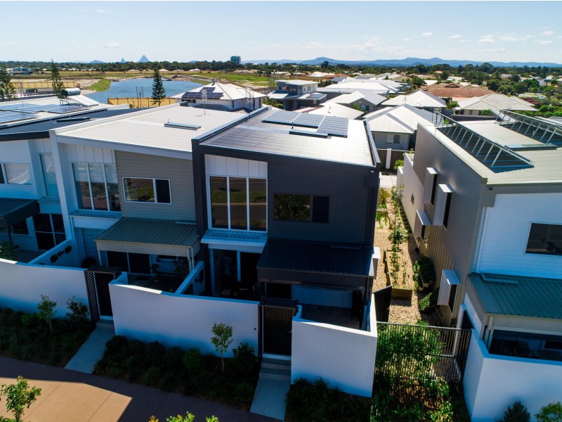 4/14 Coral Sea Drive, Pelican Waters QLD 4551