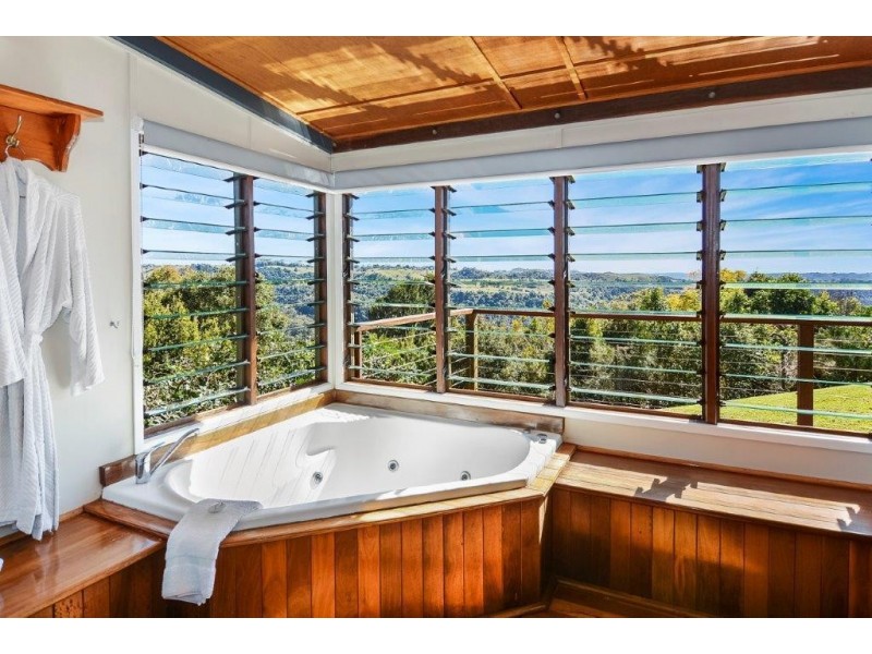 119 Bridge Creek Road, Maleny QLD 4552