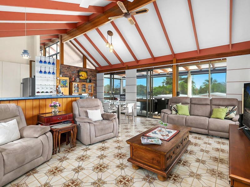 11 Banksia Street, Shelly Beach QLD 4551