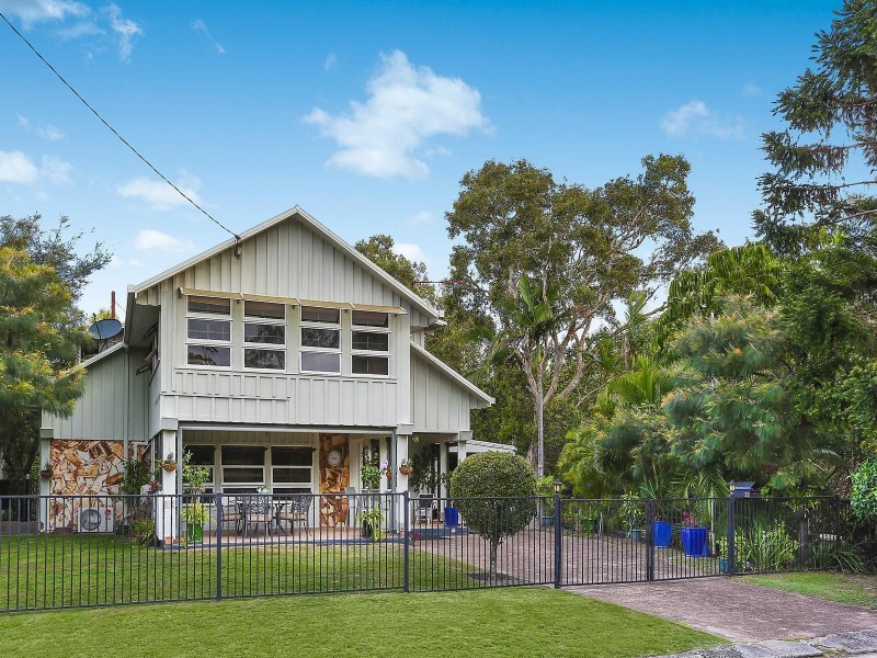 20 Gamban Esplanade, Currimundi QLD 4551