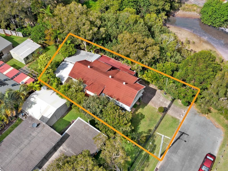 20 Gamban Esplanade, Currimundi QLD 4551