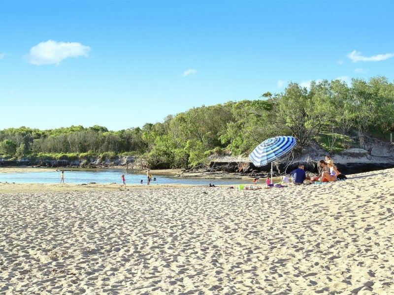 20 Gamban Esplanade, Currimundi QLD 4551