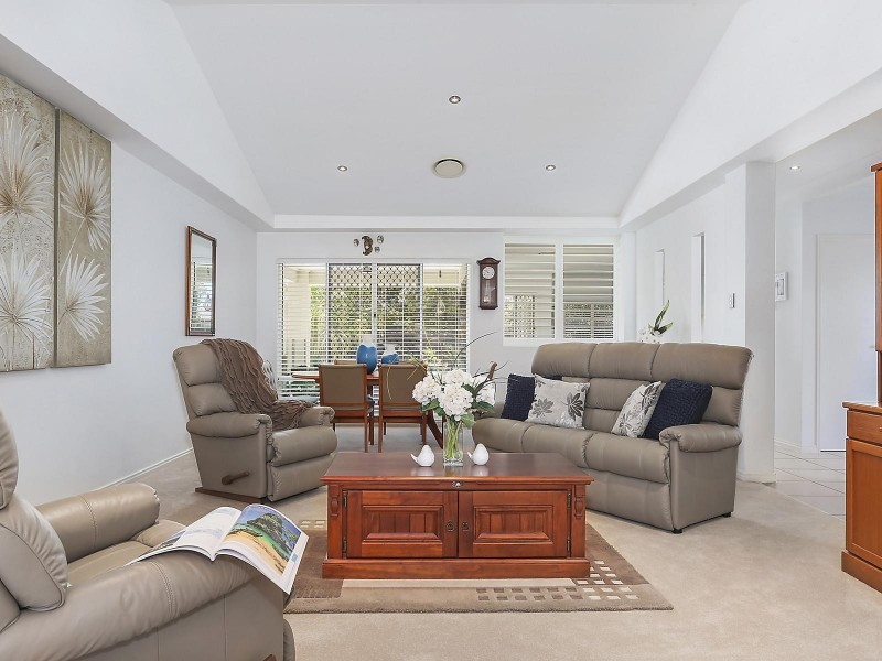 10 Ballinger Place, Pelican Waters QLD 4551