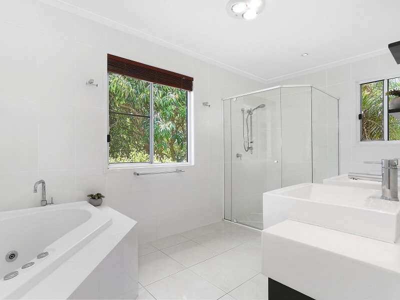 48 Ascot Way, Little Mountain QLD 4551