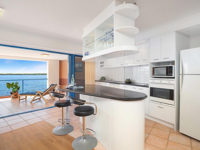 11/1 Raleigh Street, Golden Beach QLD 4551