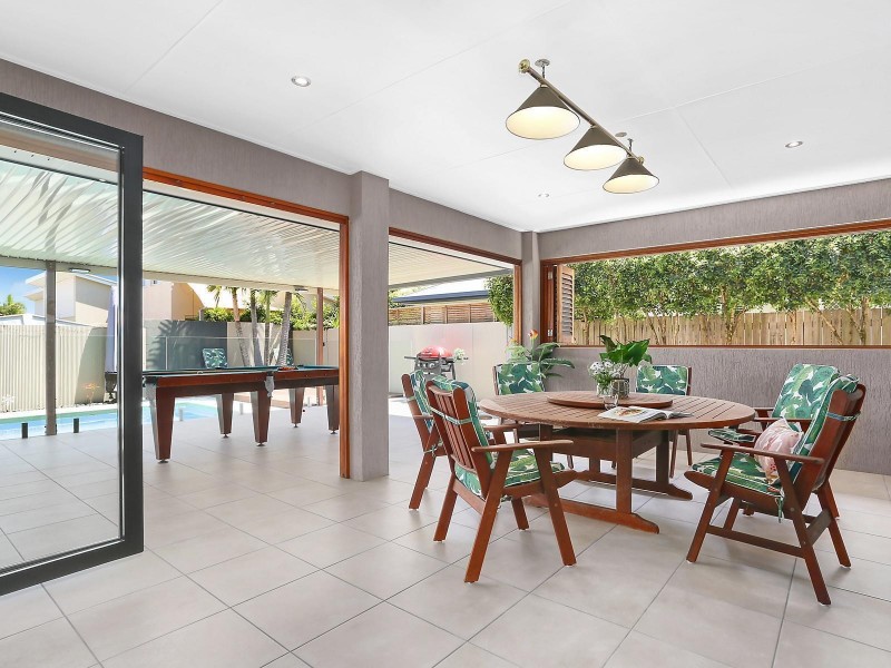 4 Madagascar Court, Kawana Island QLD 4575