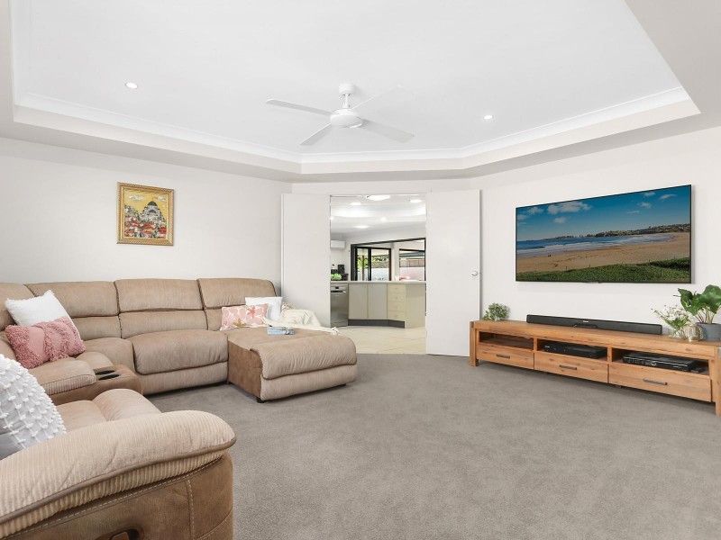 4 Madagascar Court, Kawana Island QLD 4575