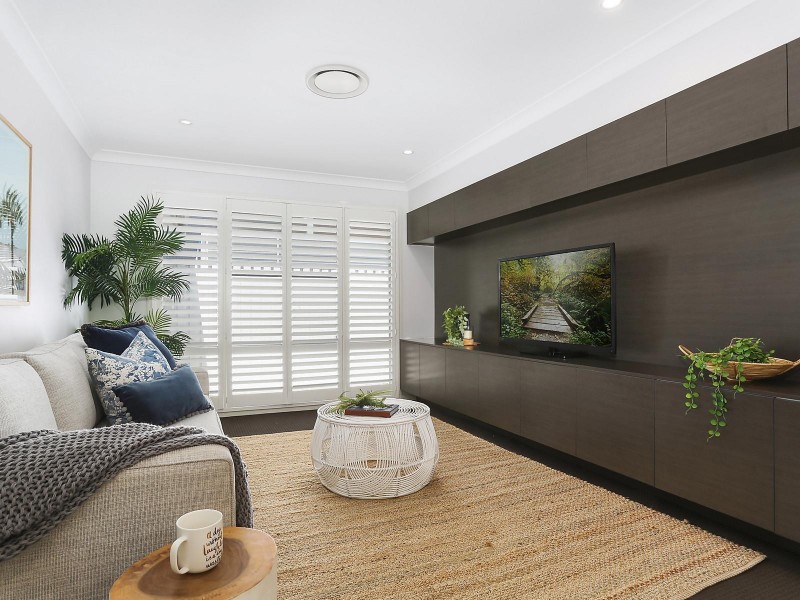 6 Bond Street, Pelican Waters QLD 4551