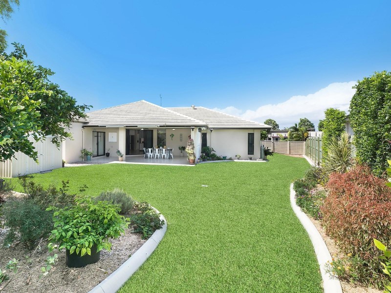 6 Quandong Street, Meridan Plains QLD 4551