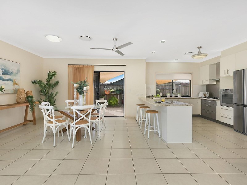 6 Quandong Street, Meridan Plains QLD 4551