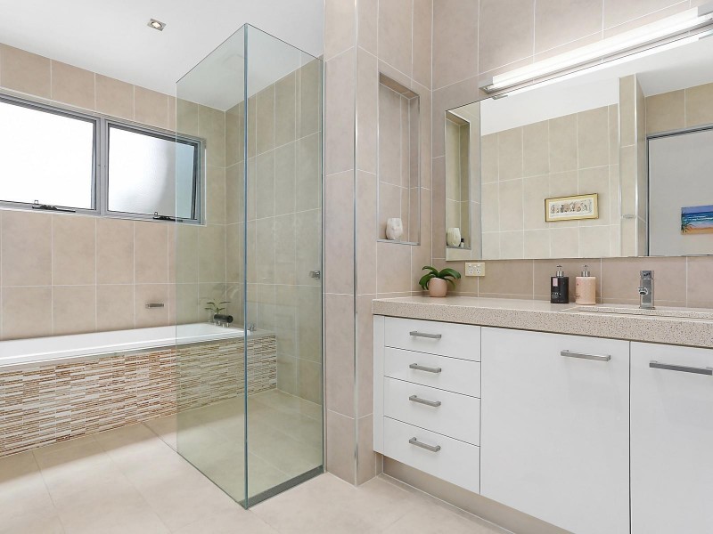 20 Scartree Street, Pelican Waters QLD 4551