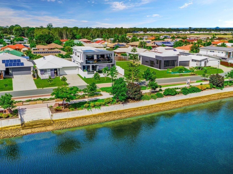 39 Marina View Drive, Pelican Waters QLD 4551