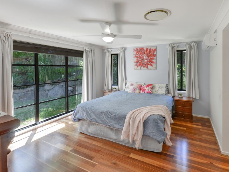 1 Wattlefield Road, Little Mountain QLD 4551