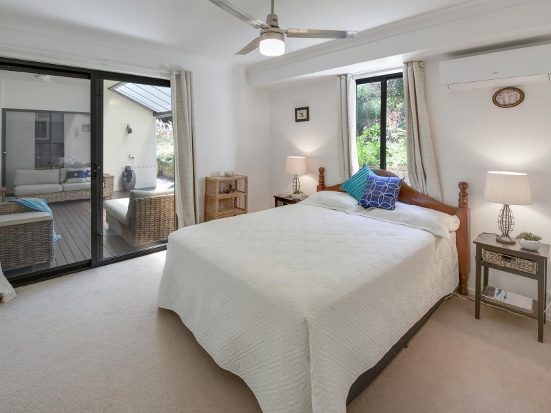 1 Wattlefield Road, Little Mountain QLD 4551