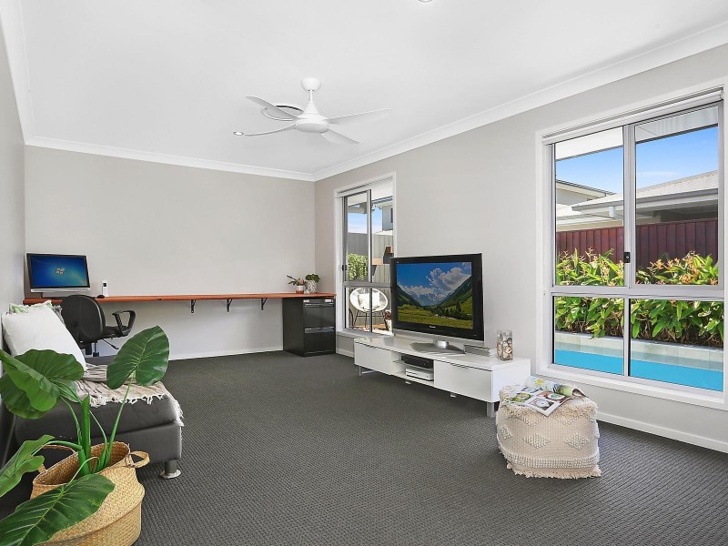 19 Genoa Circuit, Birtinya QLD 4575