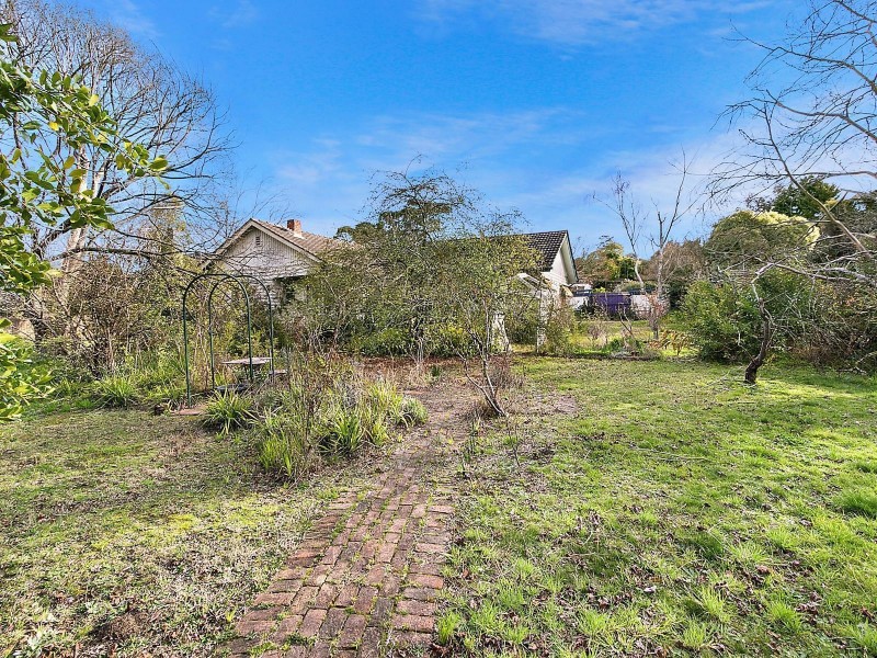 4-6 Thackeray Court, Croydon VIC 3136