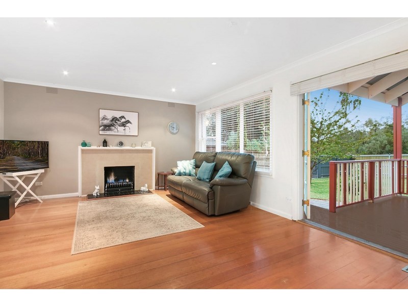 4 Edith Avenue, Croydon VIC 3136