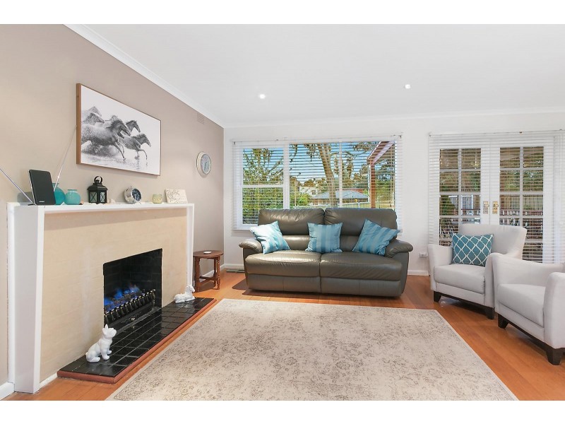 4 Edith Avenue, Croydon VIC 3136