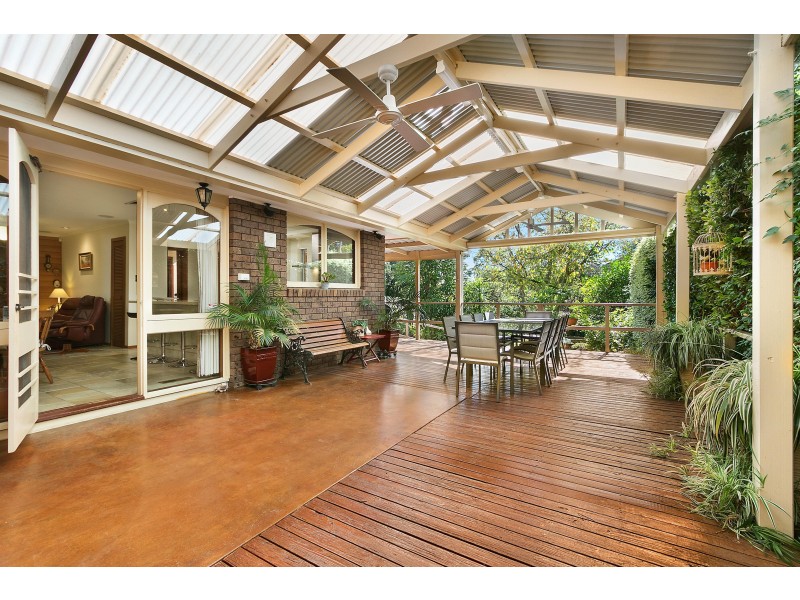 28 Glenwood Drive, Croydon VIC 3136