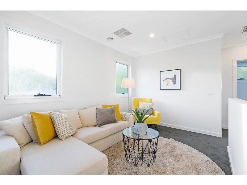 3A Clare Street, Croydon South VIC 3136