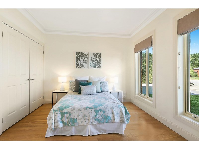 57 Blue Ridge Drive, Mooroolbark VIC 3138