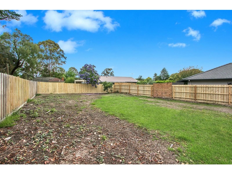 33A Old Lilydale Road, Ringwood East VIC 3135